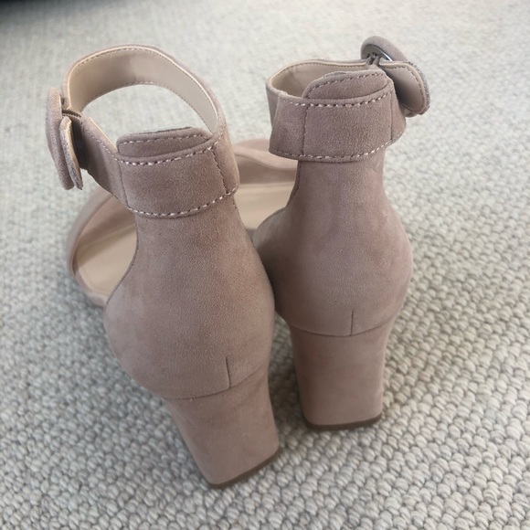 Marc Fisher Block Heel Sandal Karlee Suede Pink - Picture 6 of 14